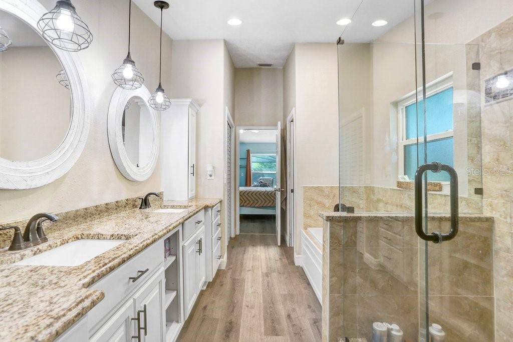 2558 ARBORWOOD DR, VALRICO, FL, 33596