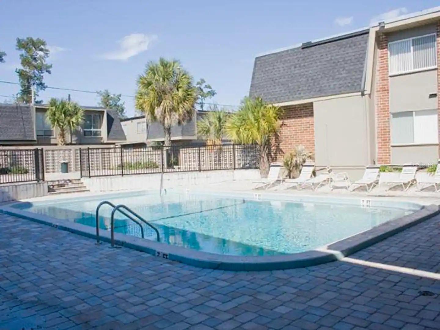 1700 SW 16 CT #D30, GAINESVILLE, FL, 32601