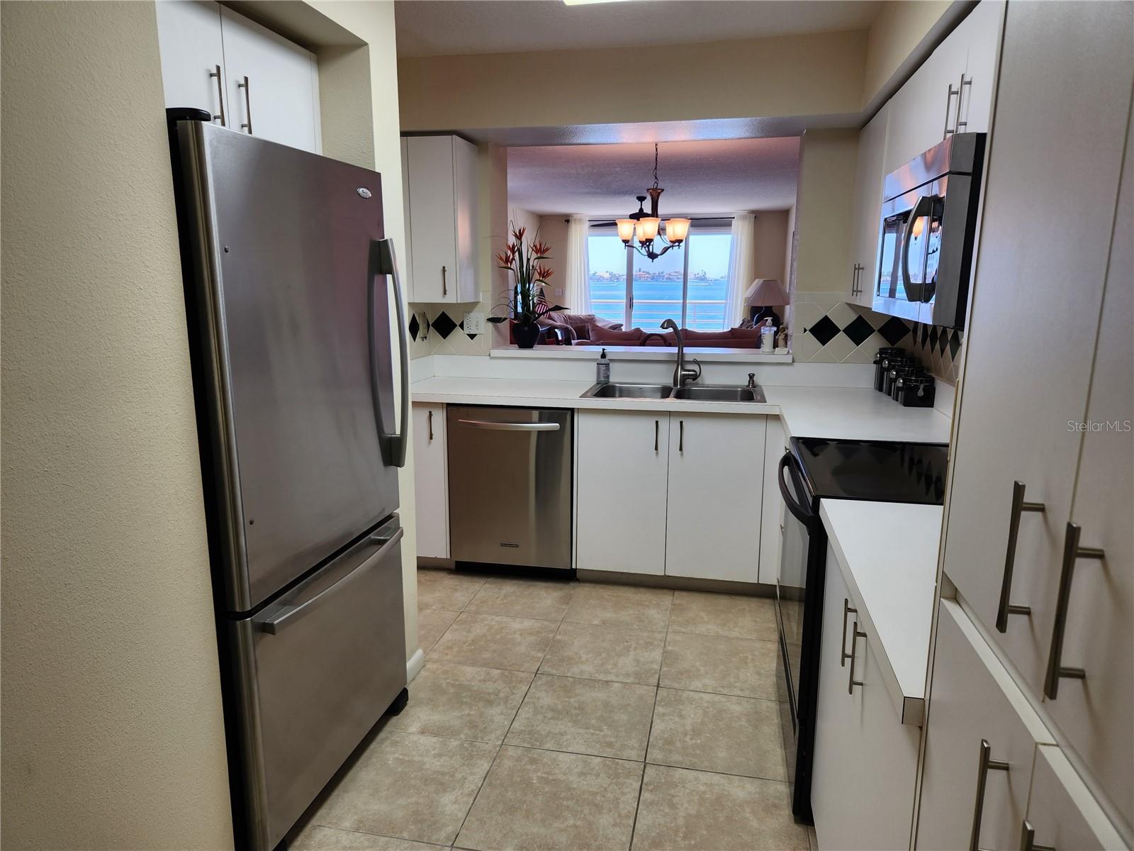 6105 BAHIA DEL MAR CIR #283, ST PETERSBURG, FL, 33715