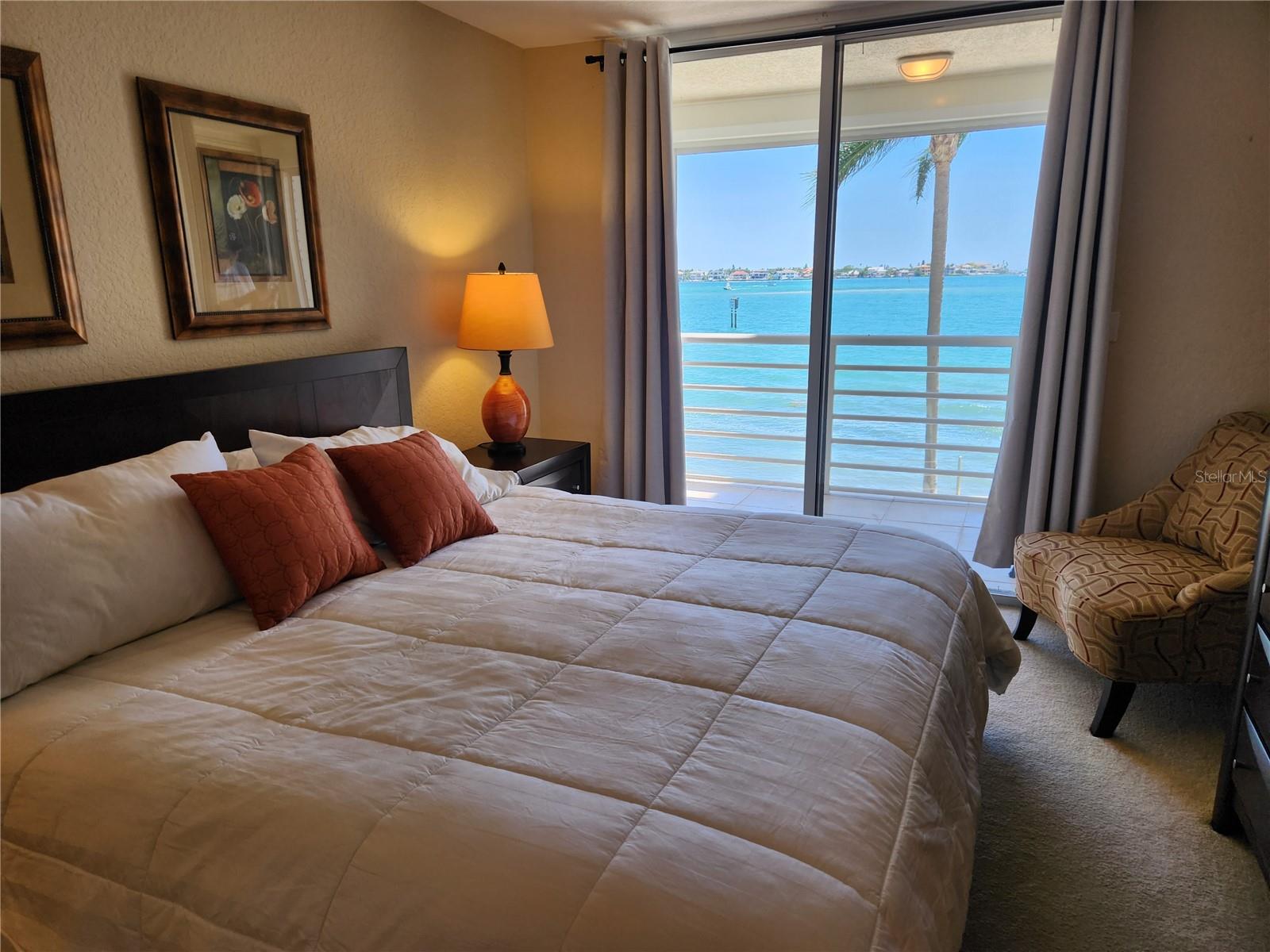 6105 BAHIA DEL MAR CIR #283, ST PETERSBURG, FL, 33715