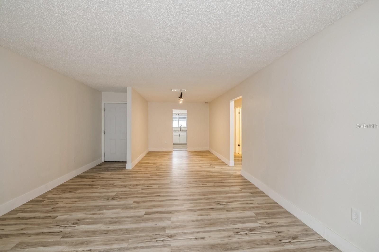 4213 S SEMORAN BLVD #9, ORLANDO, FL, 32822