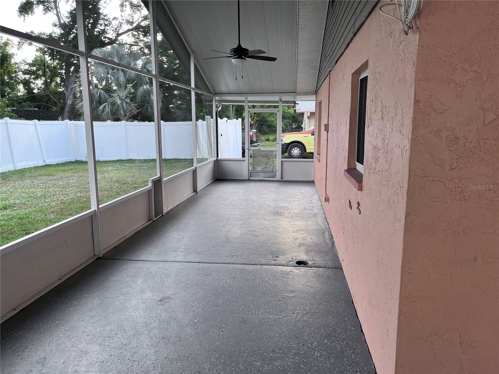 2210 51ST AVENUE DR E, BRADENTON, FL, 34203