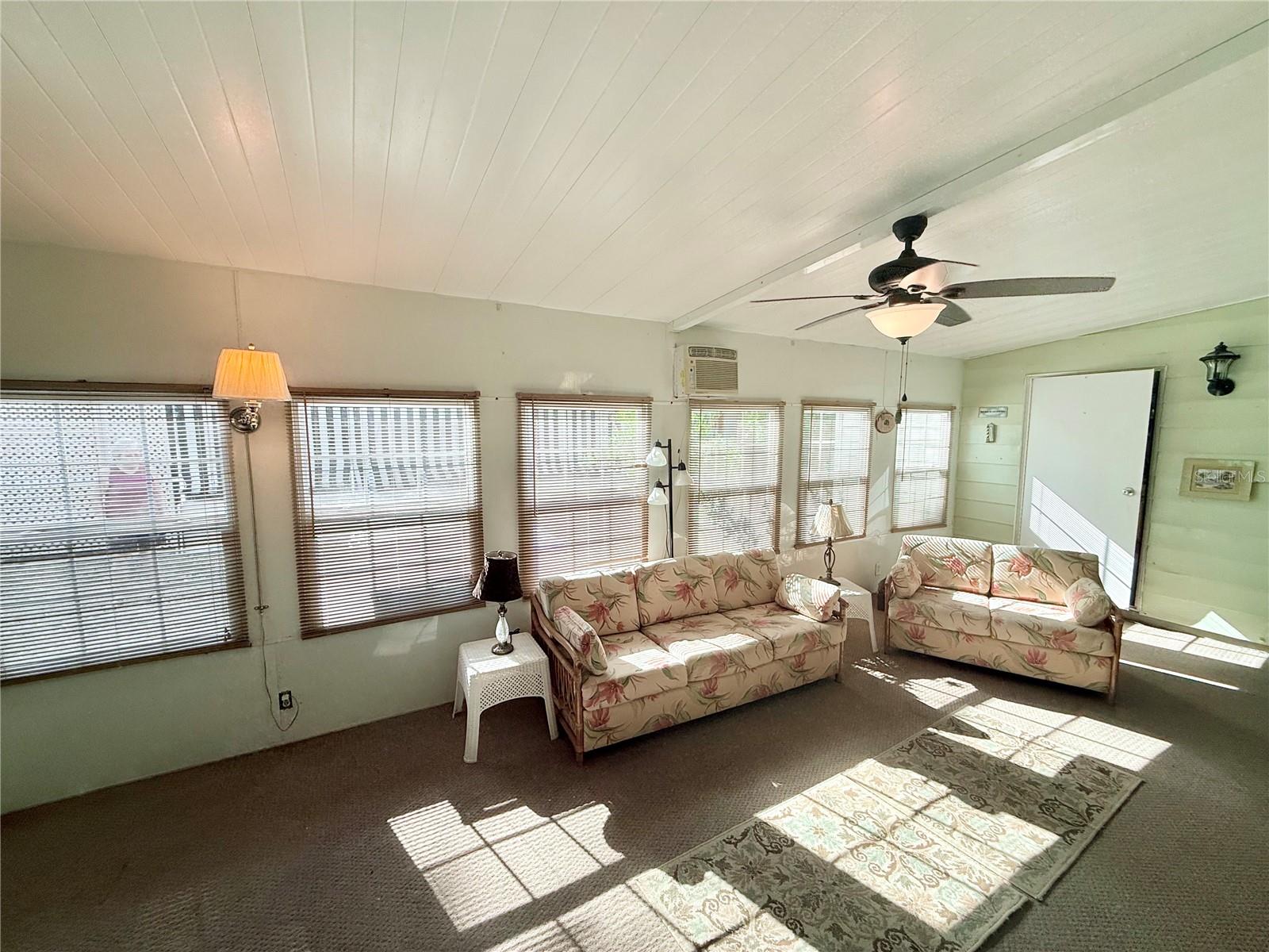 1011 PINE RIDGE DR, LAKELAND, FL, 33809