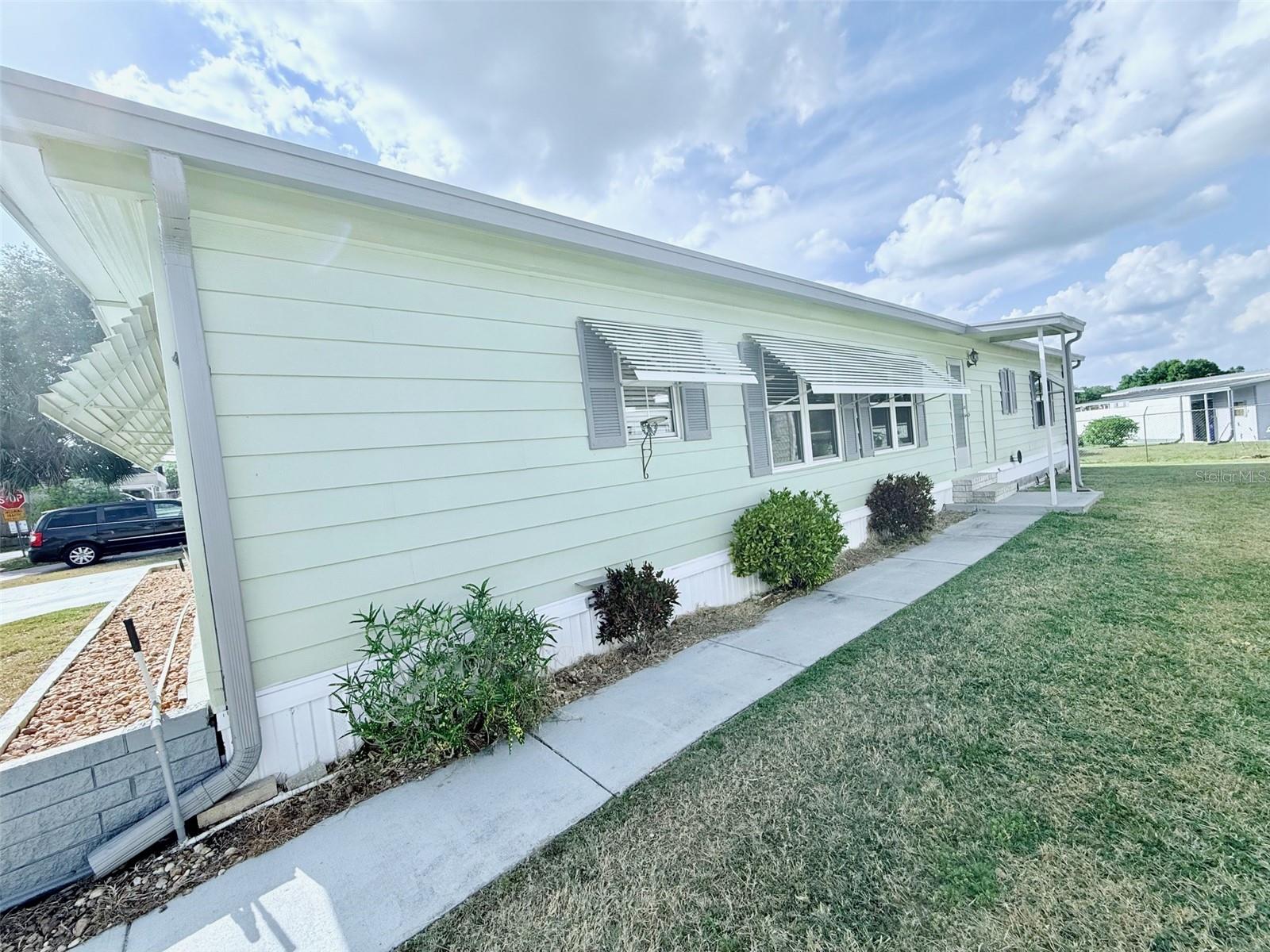 1011 PINE RIDGE DR, LAKELAND, FL, 33809