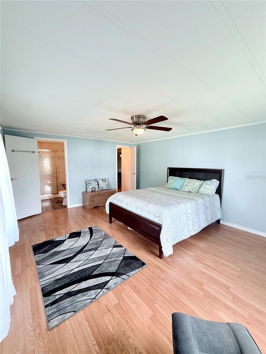 1011 PINE RIDGE DR, LAKELAND, FL, 33809