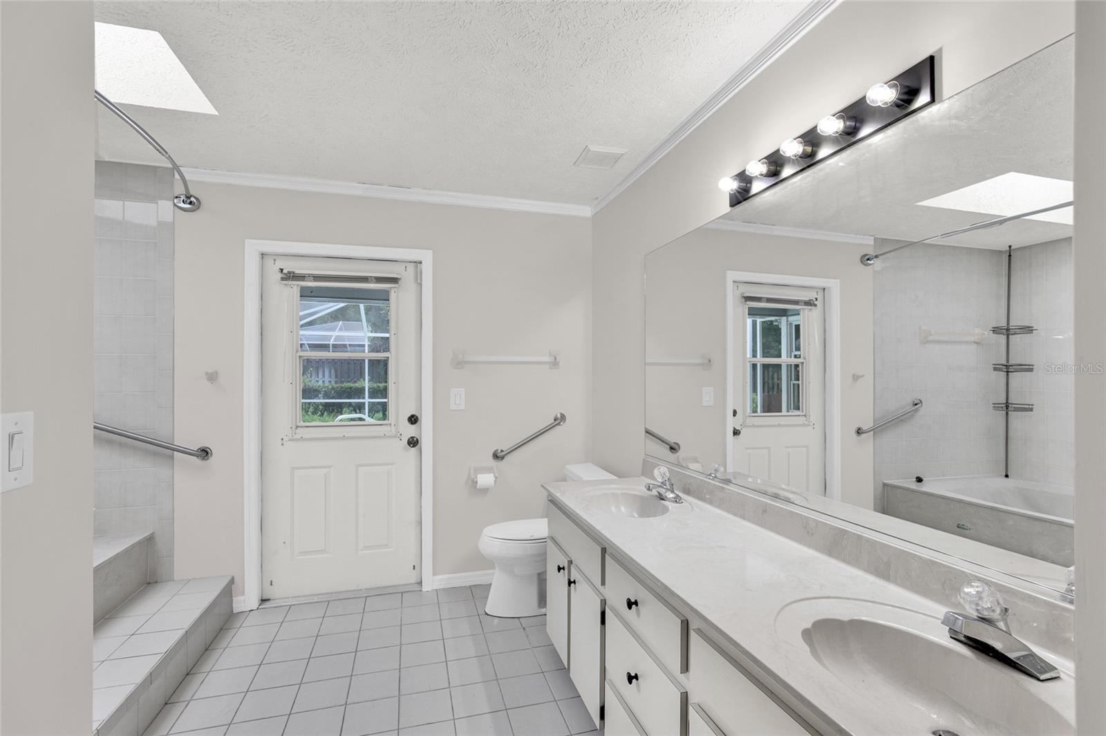 828 NE 51ST AVE, OCALA, FL, 34470