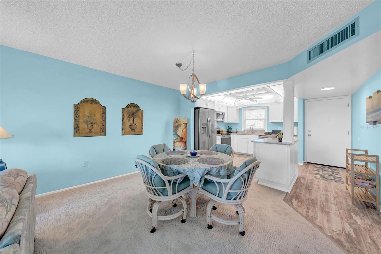 4725 COVE CIR #302, ST PETERSBURG, FL, 33708