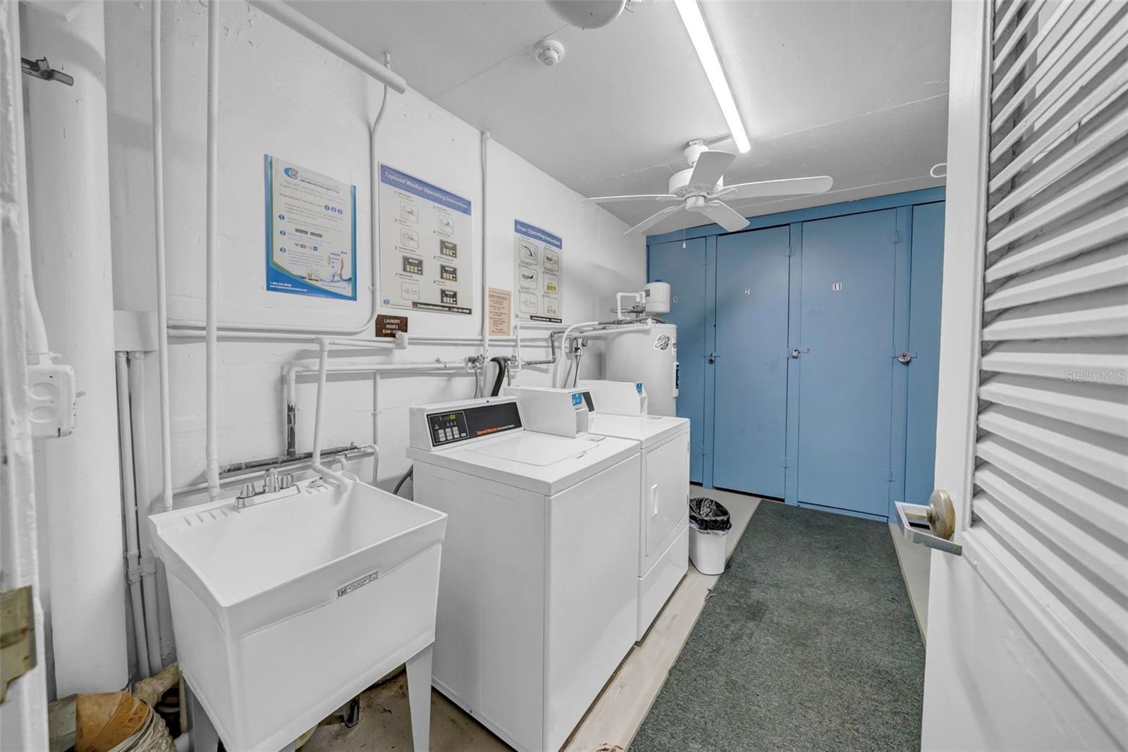 4725 COVE CIR #302, ST PETERSBURG, FL, 33708