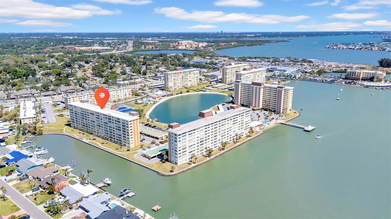 4725 COVE CIR #302, ST PETERSBURG, FL, 33708