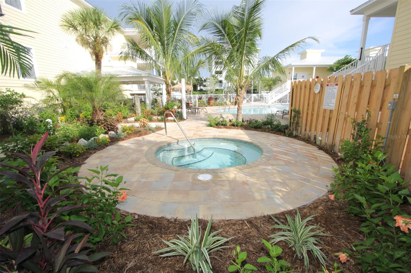 1020 SUN N SEA DR #104B, SARASOTA, FL, 34242