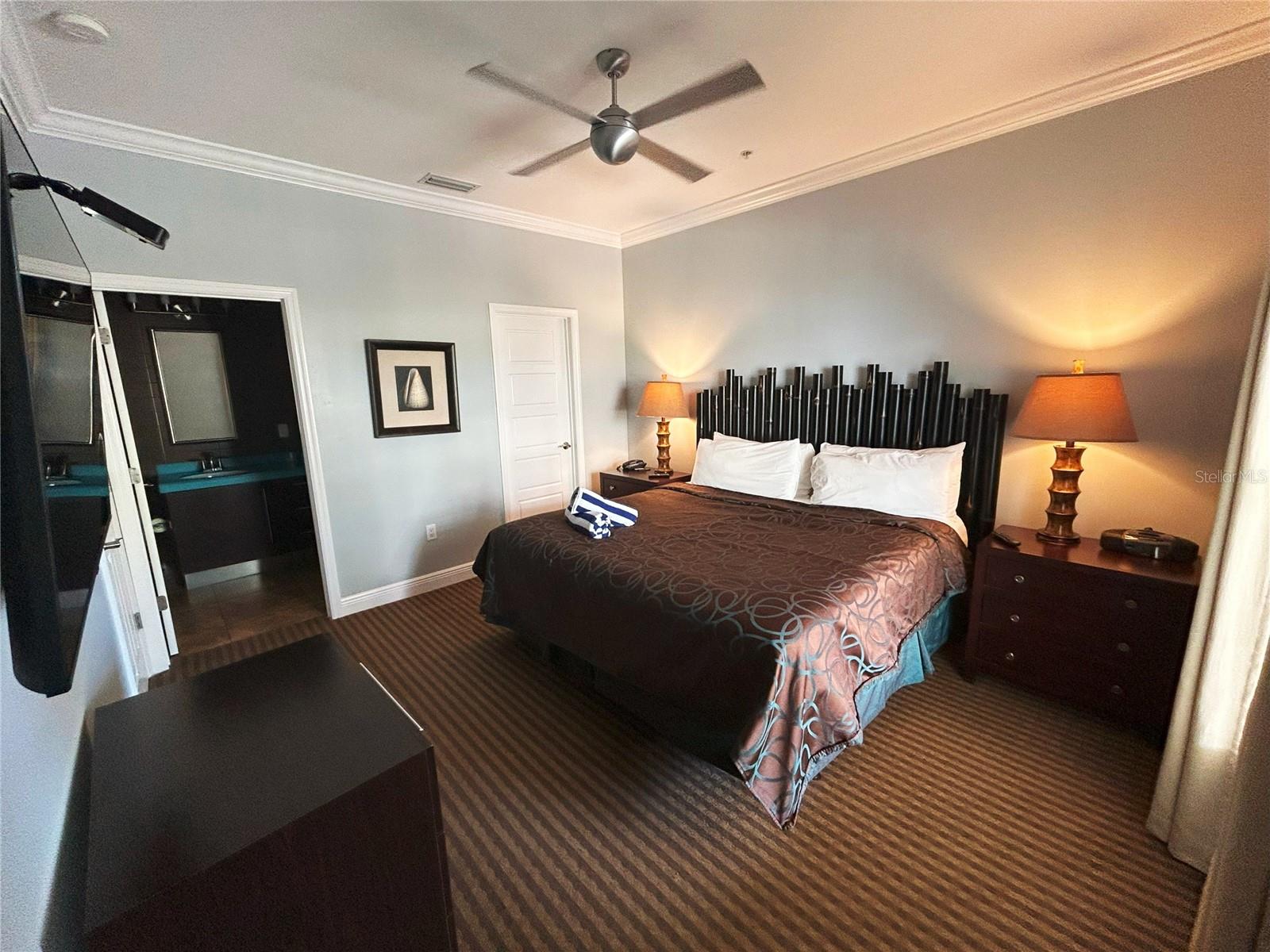 1020 SUN N SEA DR #104B, SARASOTA, FL, 34242