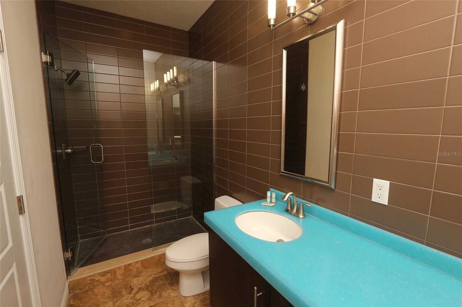 1020 SUN N SEA DR #104B, SARASOTA, FL, 34242