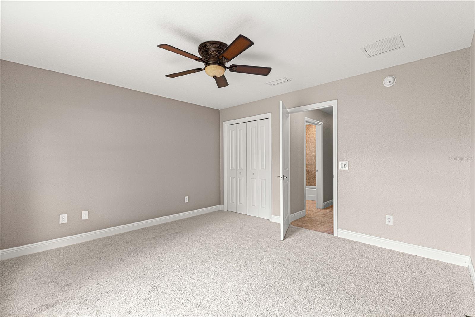 10460 SILVER MAPLE AVE, OXFORD, FL, 34484