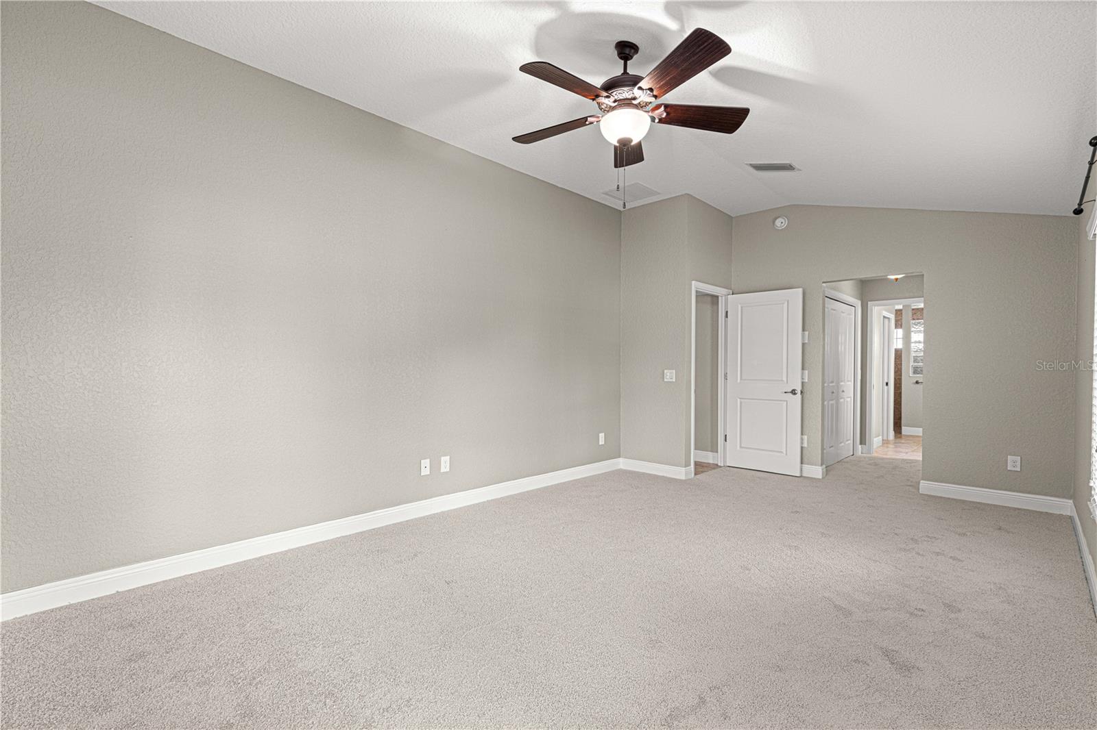 10460 SILVER MAPLE AVE, OXFORD, FL, 34484