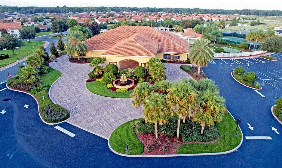 10460 SILVER MAPLE AVE, OXFORD, FL, 34484