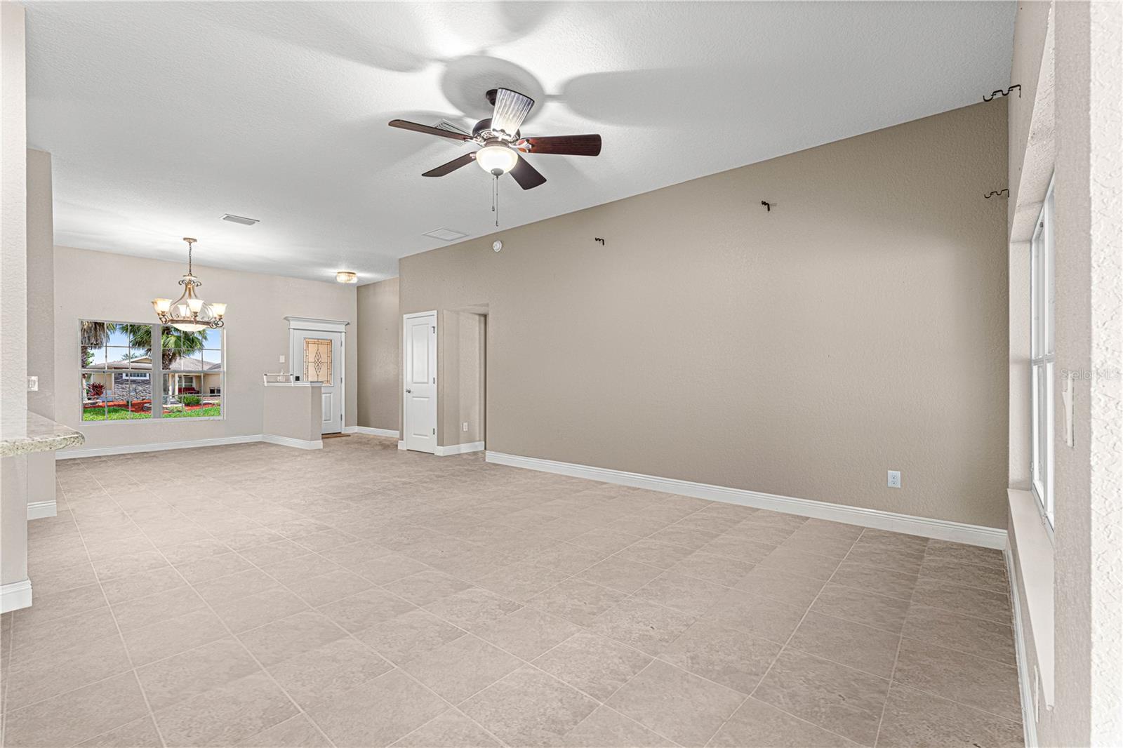 10460 SILVER MAPLE AVE, OXFORD, FL, 34484