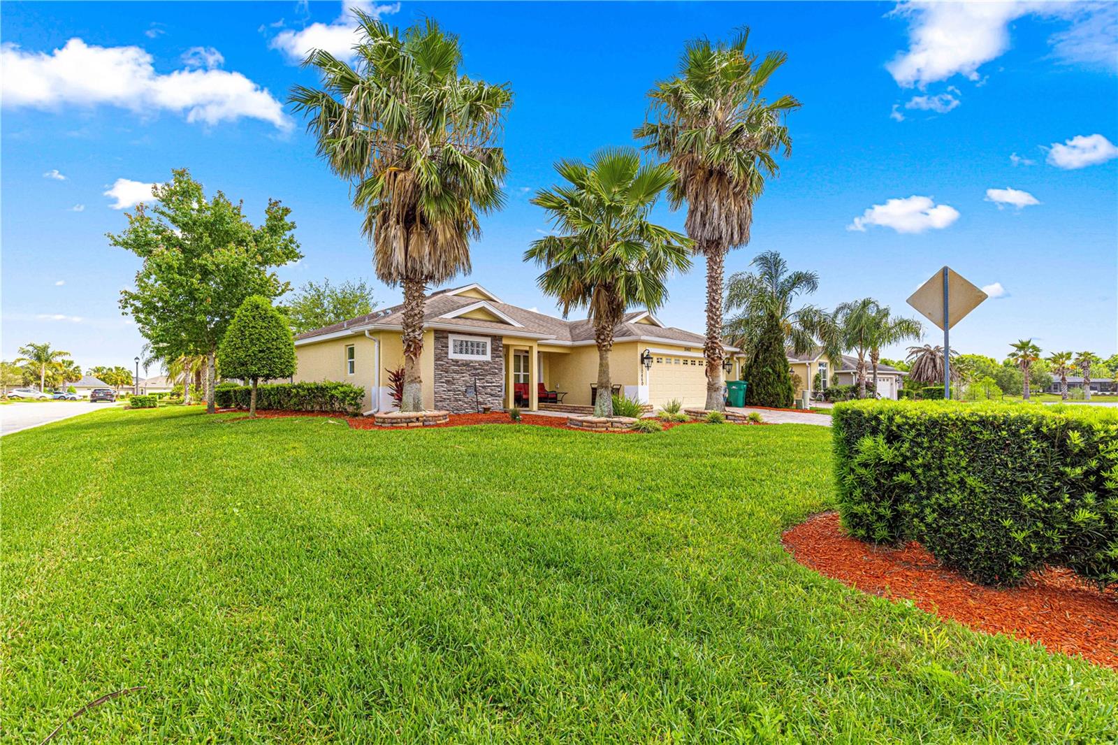 10460 SILVER MAPLE AVE, OXFORD, FL, 34484