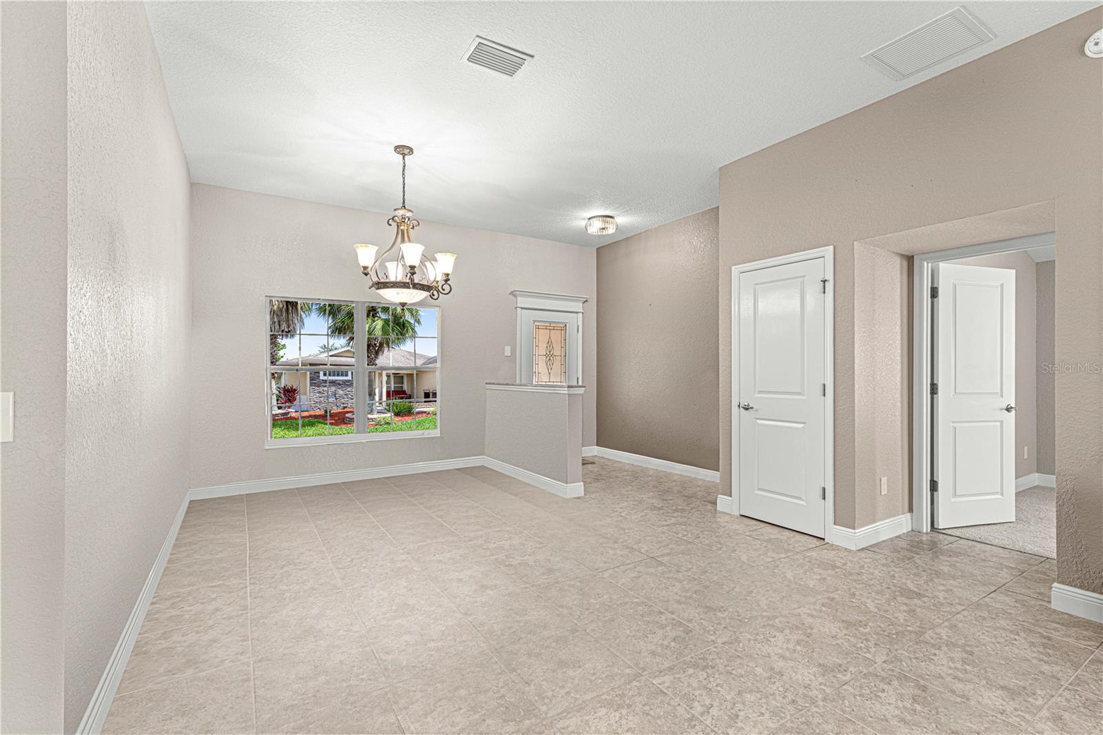 10460 SILVER MAPLE AVE, OXFORD, FL, 34484