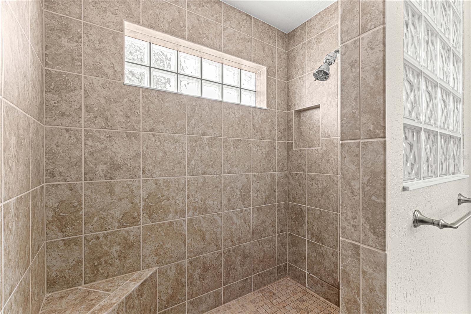 10460 SILVER MAPLE AVE, OXFORD, FL, 34484