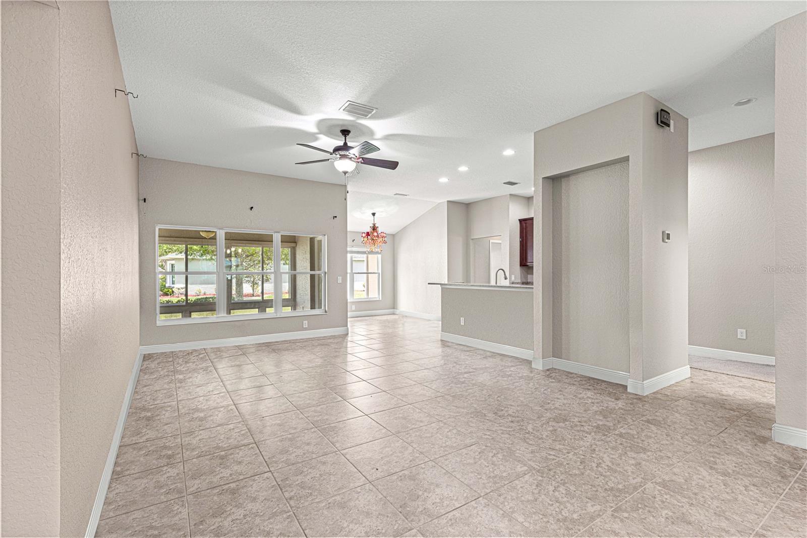 10460 SILVER MAPLE AVE, OXFORD, FL, 34484