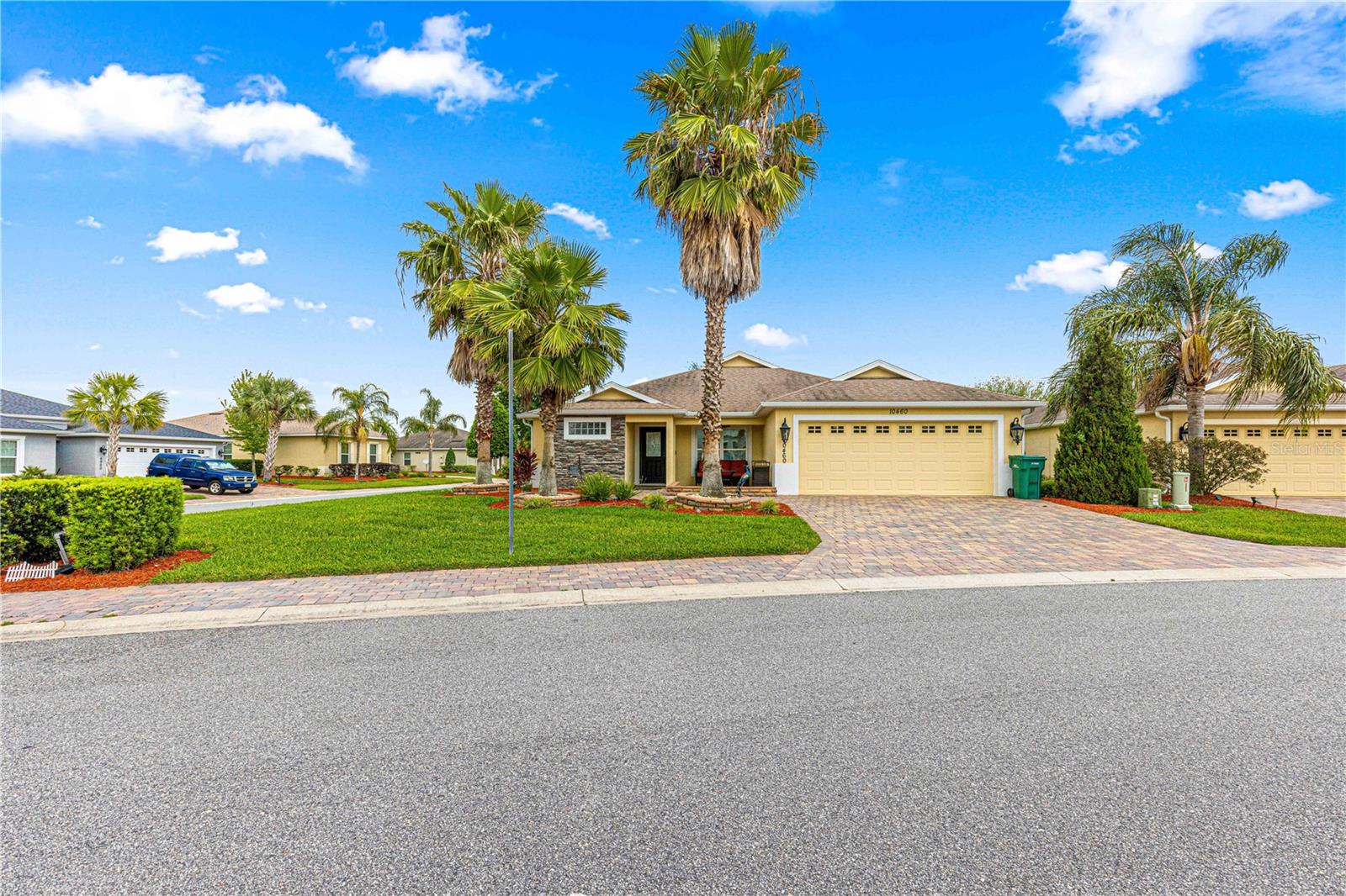 10460 SILVER MAPLE AVE, OXFORD, FL, 34484