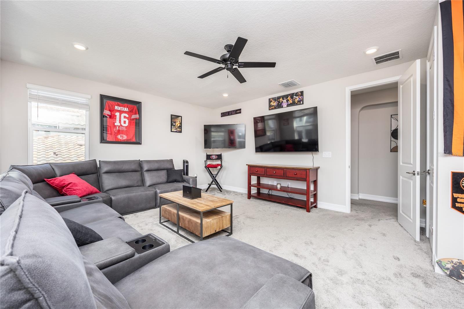 29675 PICANA LN, WESLEY CHAPEL, FL, 33543