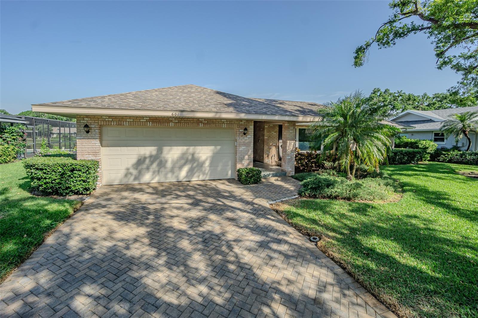 601 RIVIERA BAY DR NE, ST PETERSBURG, FL, 33702