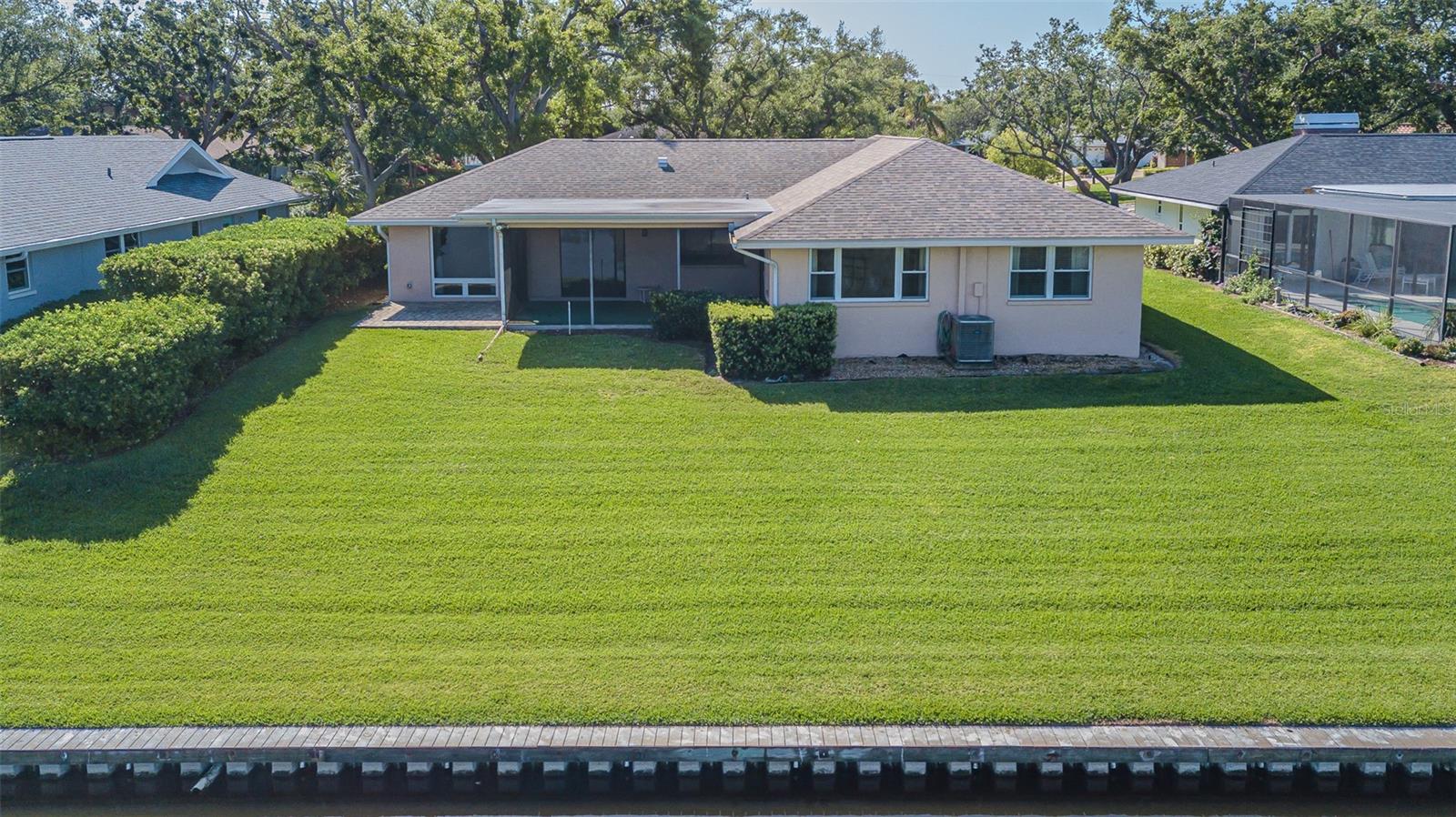 601 RIVIERA BAY DR NE, ST PETERSBURG, FL, 33702