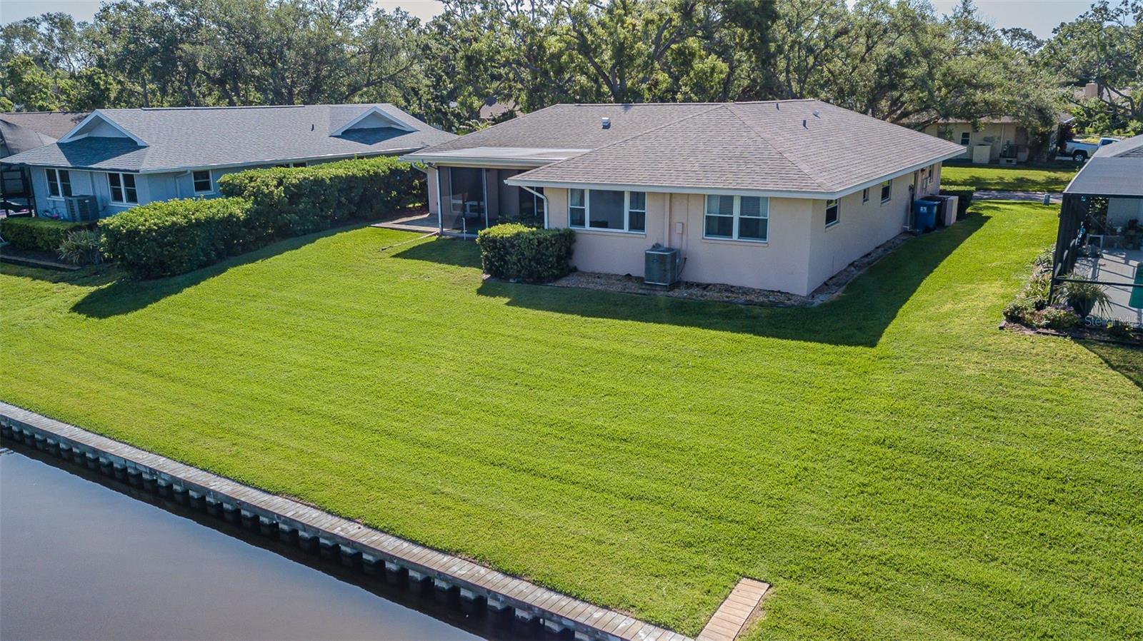 601 RIVIERA BAY DR NE, ST PETERSBURG, FL, 33702