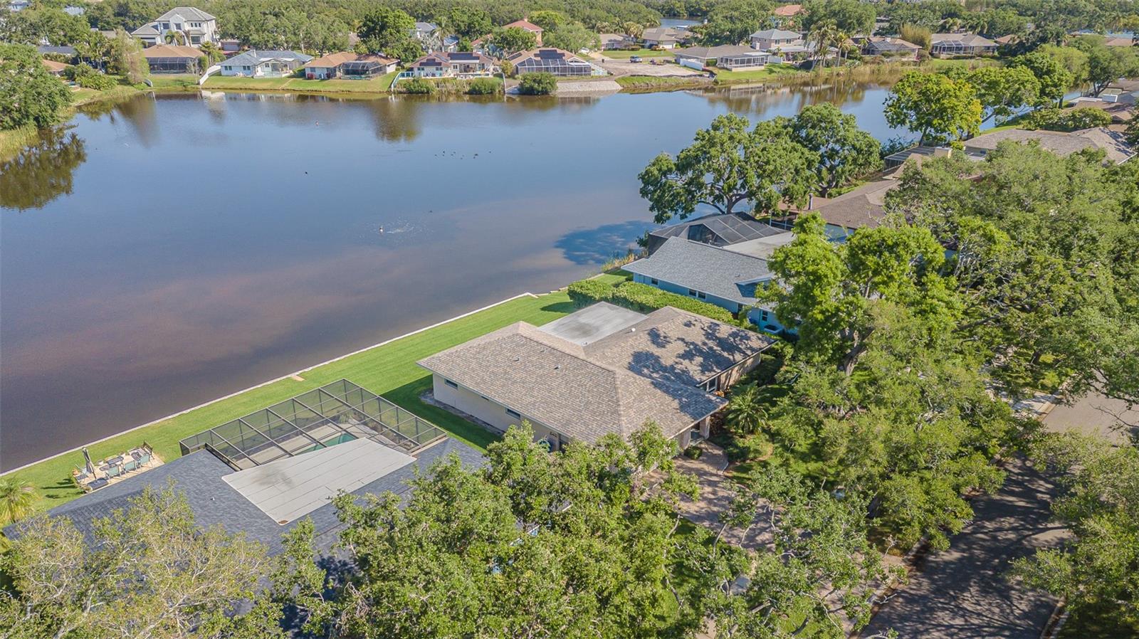 601 RIVIERA BAY DR NE, ST PETERSBURG, FL, 33702