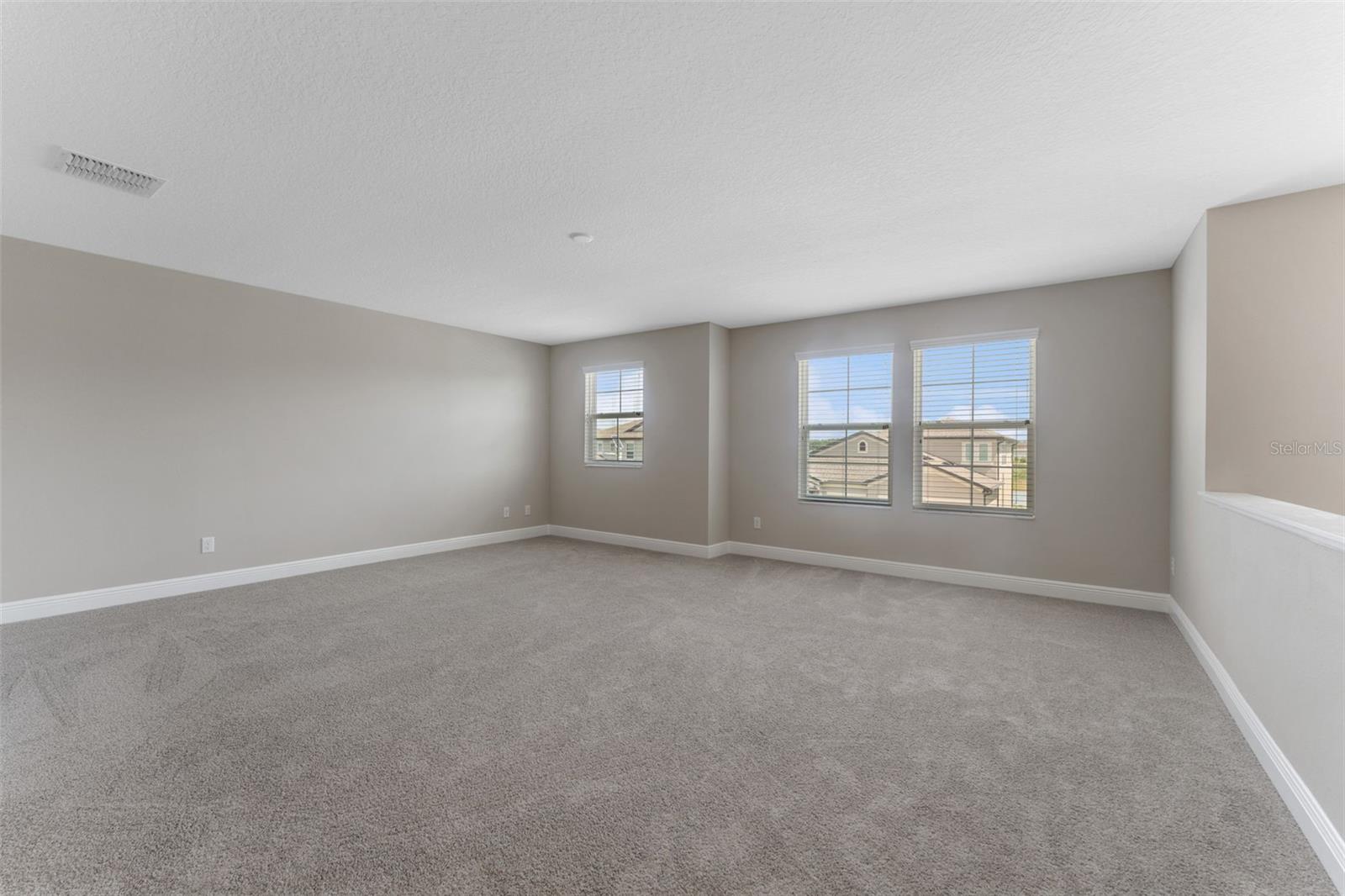 32242 SAPNA CHIME DR, WESLEY CHAPEL, FL, 33545