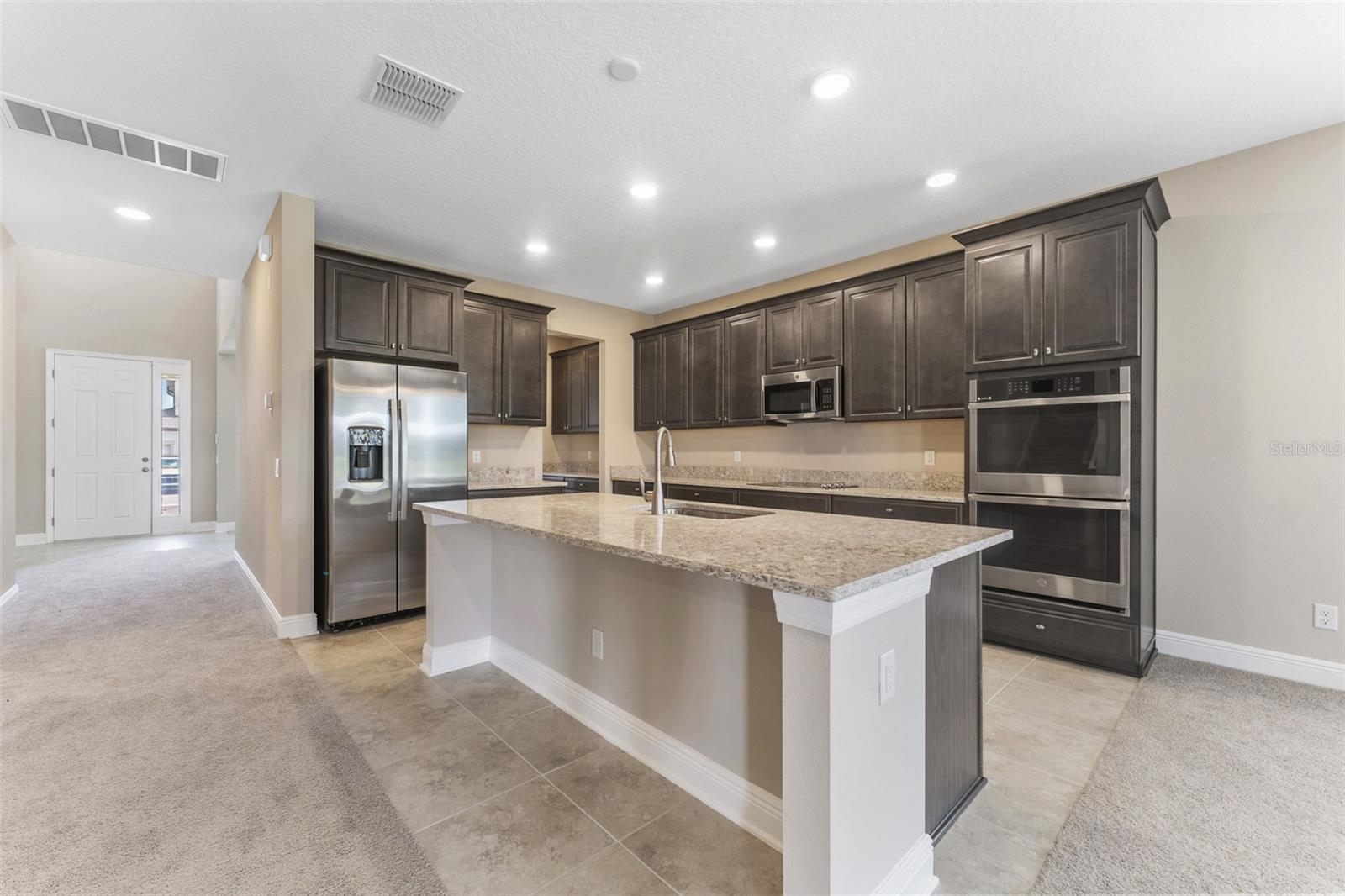 32242 SAPNA CHIME DR, WESLEY CHAPEL, FL, 33545