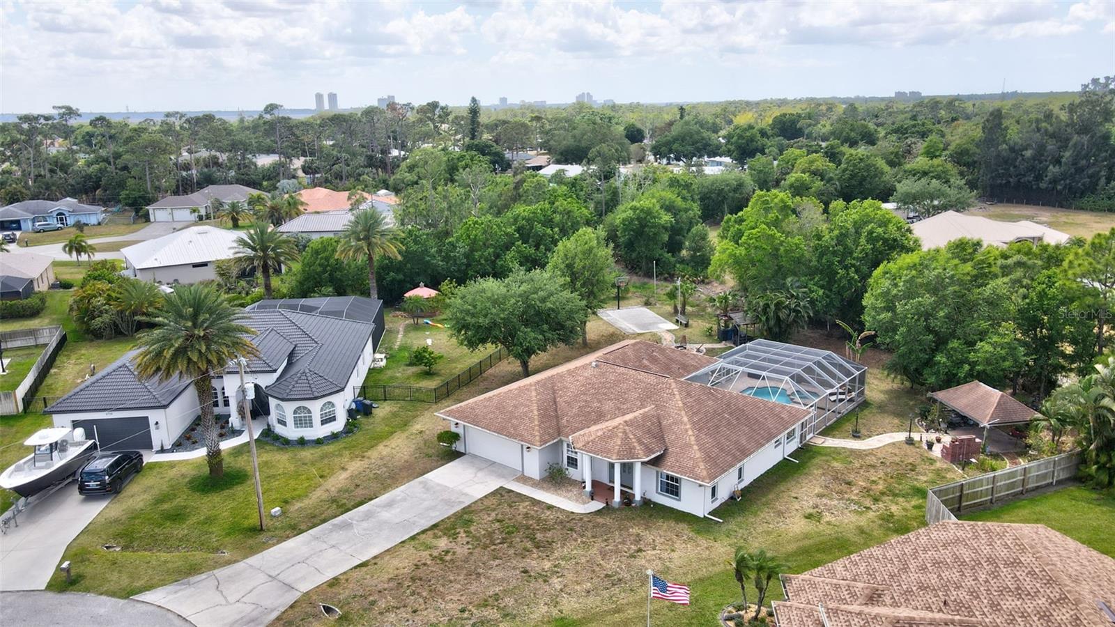 6700 EAGLE TREE CT, NORTH FORT MYERS, FL, 33917