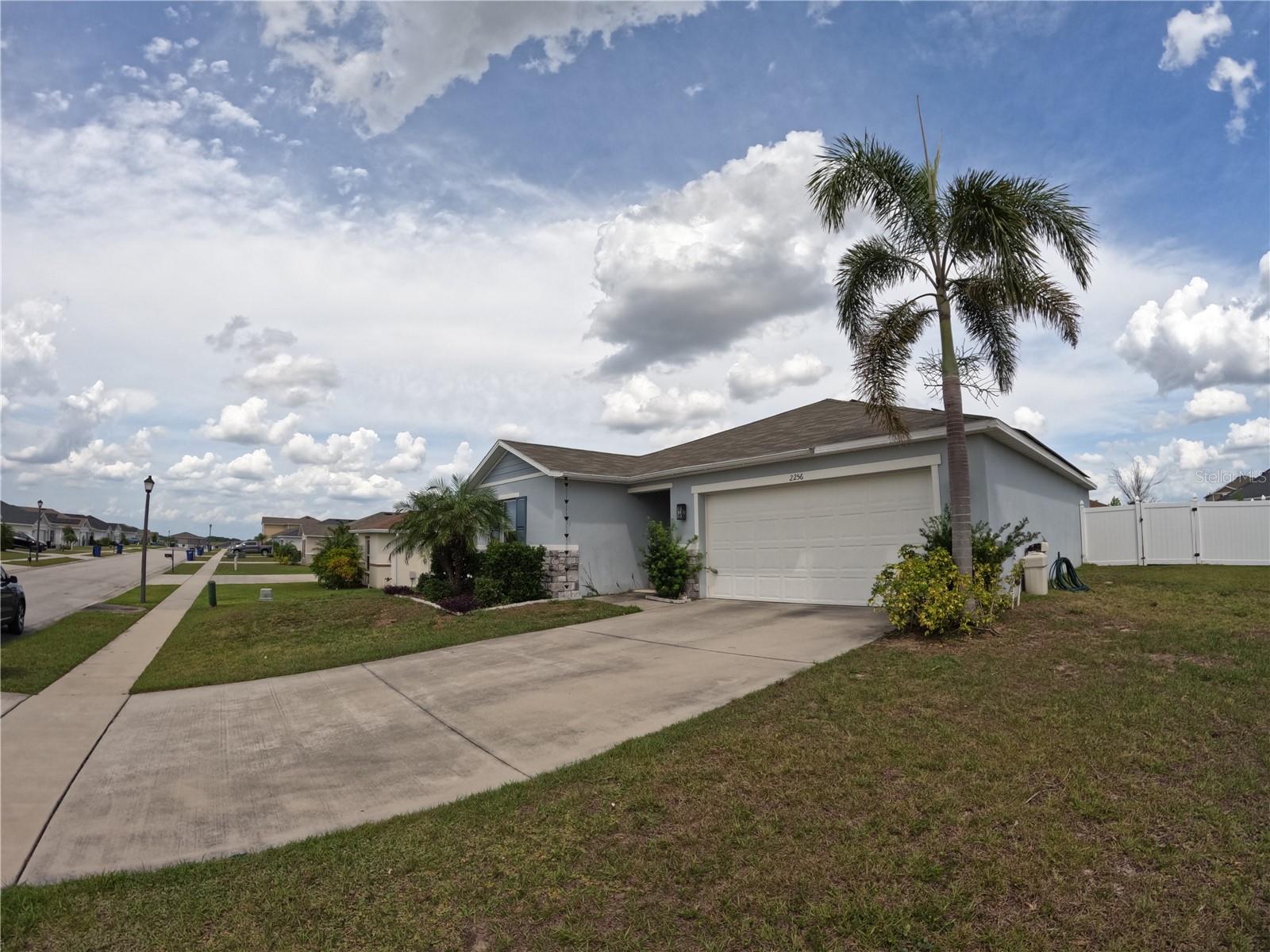 2256 GLADIOLUS LN, MASCOTTE, FL, 34753