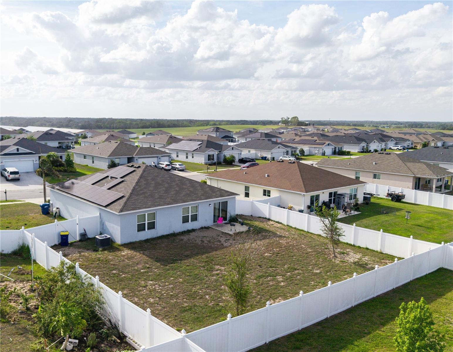 2256 GLADIOLUS LN, MASCOTTE, FL, 34753