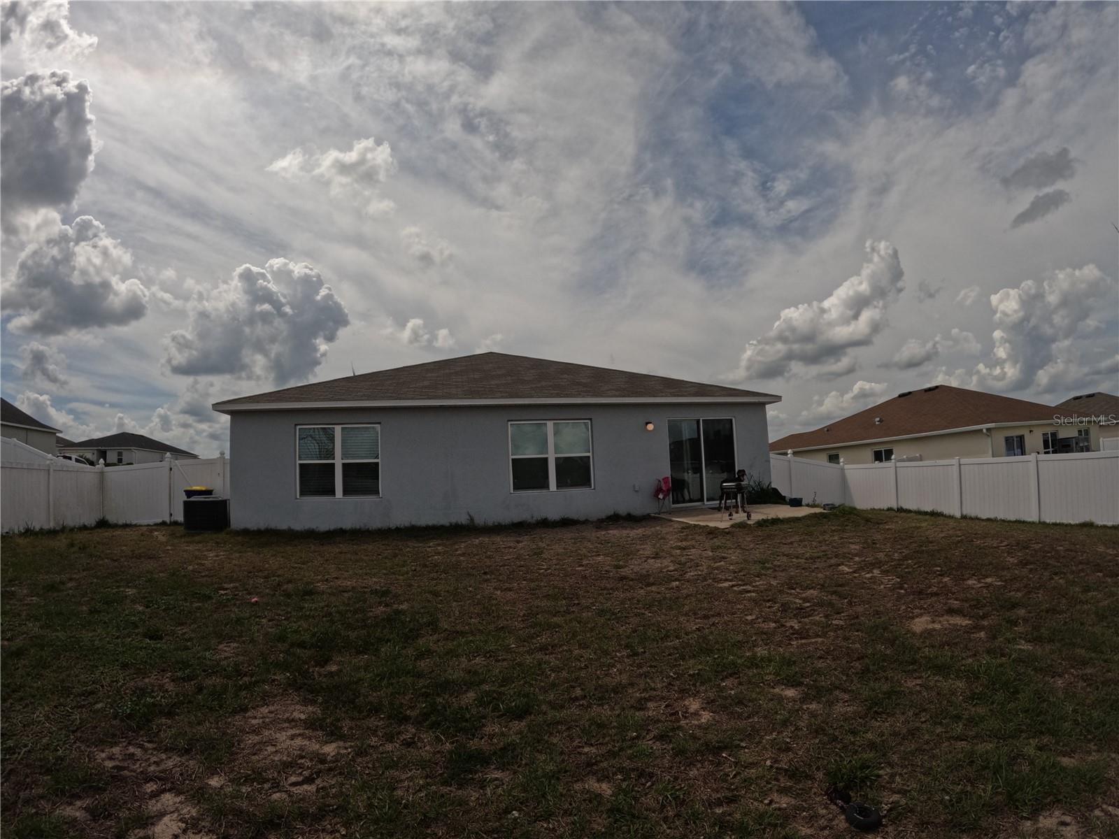 2256 GLADIOLUS LN, MASCOTTE, FL, 34753