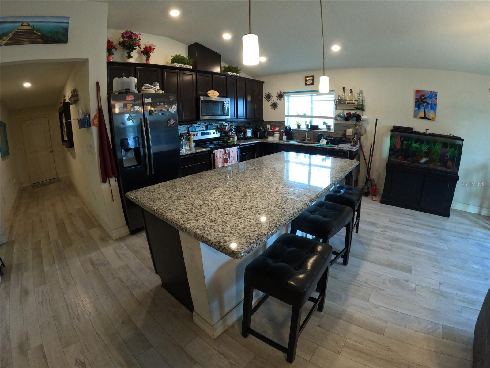 2256 GLADIOLUS LN, MASCOTTE, FL, 34753