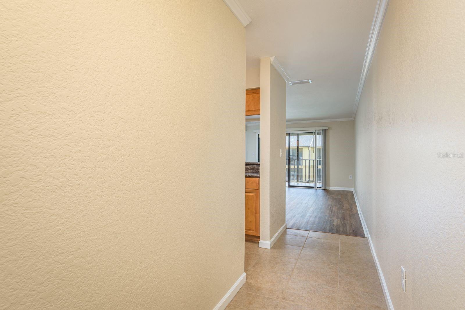 12293 SAILWINDS DR #206, LARGO, FL, 33773