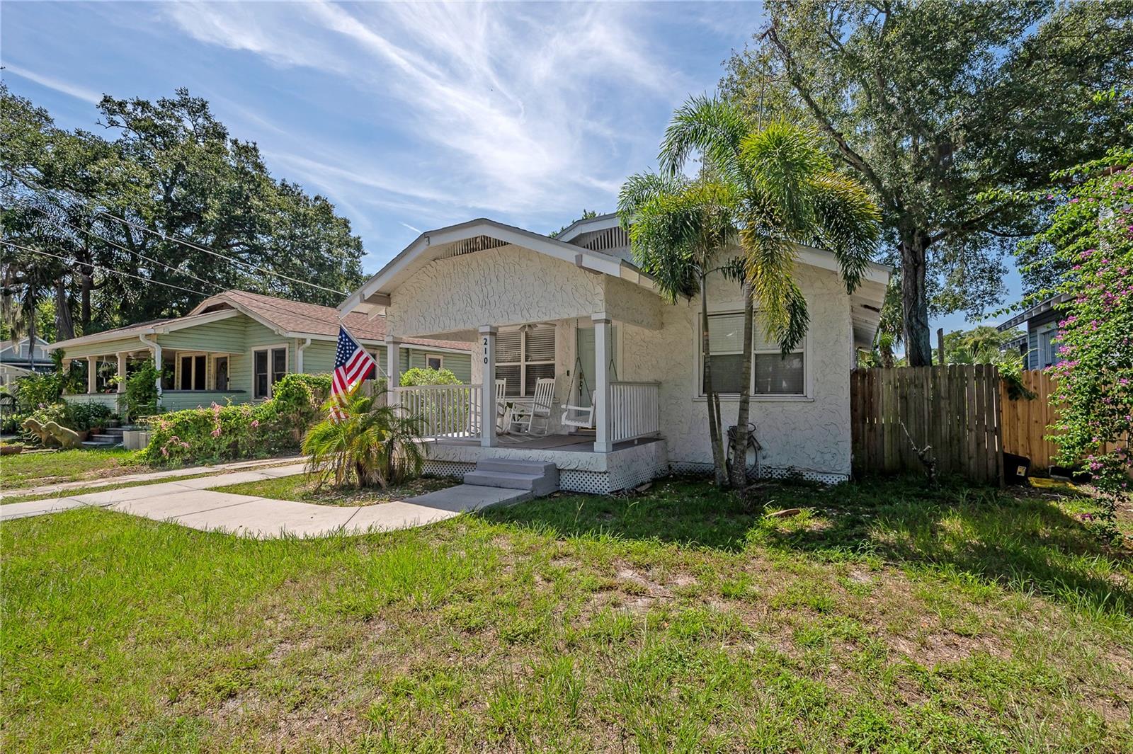 210 W HANNA AVE, TAMPA, FL, 33604