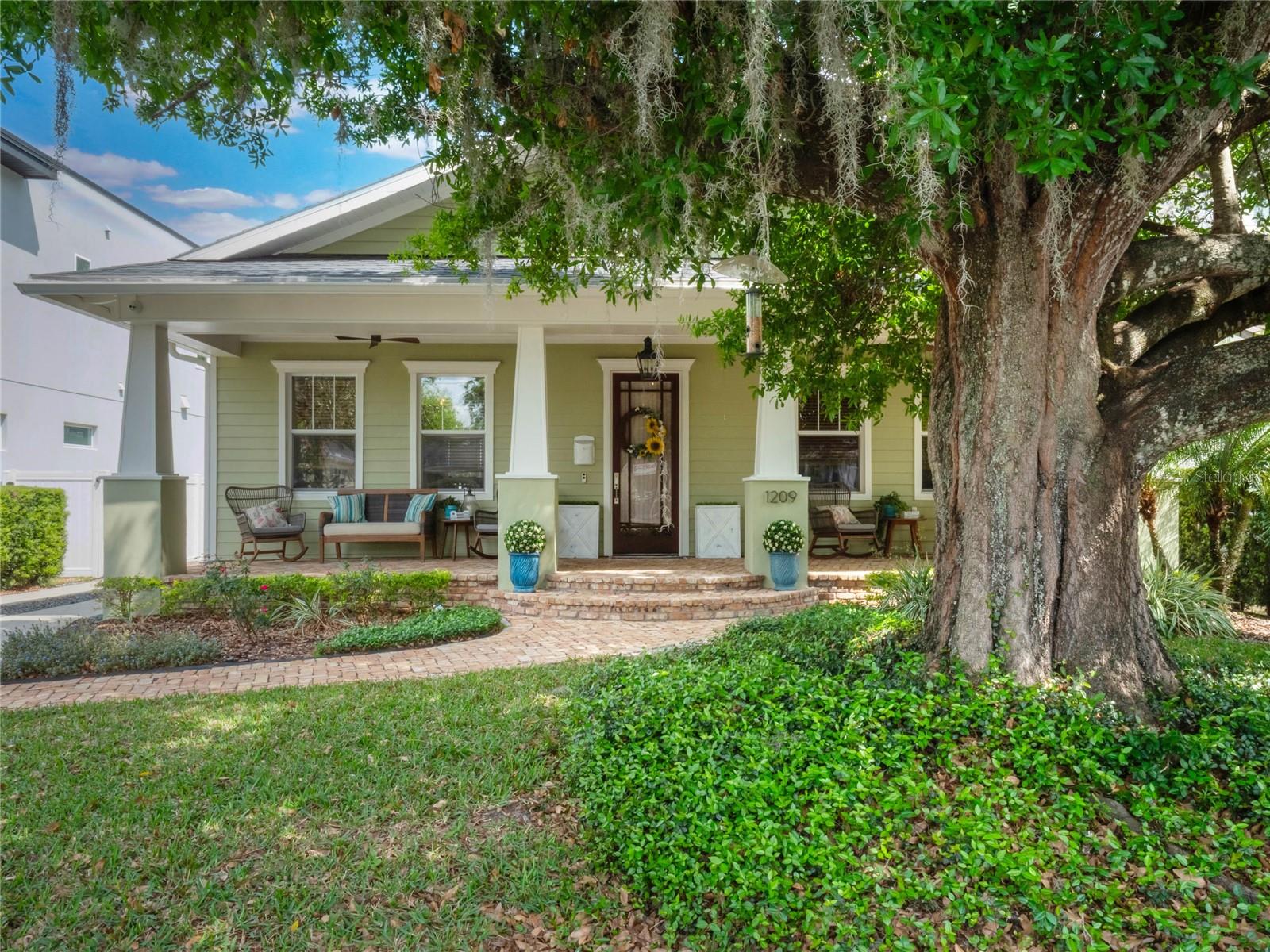 1209 GUNNISON AVE, ORLANDO, FL, 32804