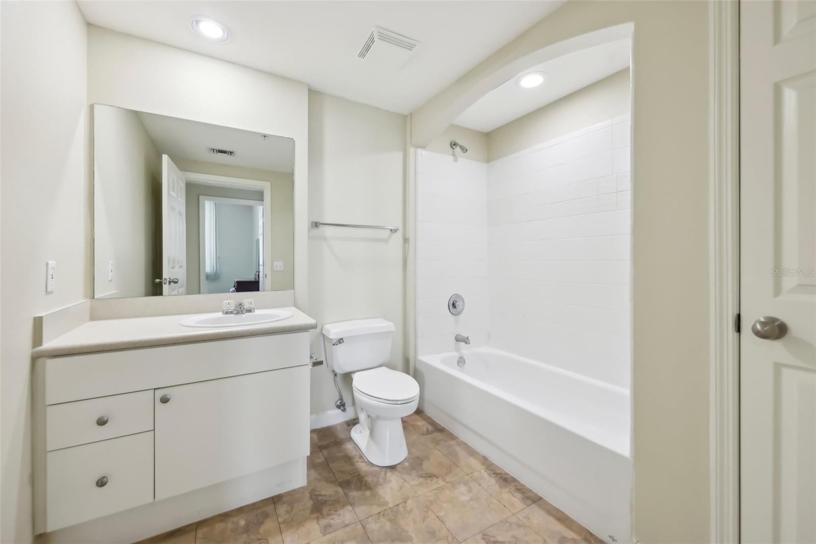 322 E CENTRAL BLVD #1013, ORLANDO, FL, 32801