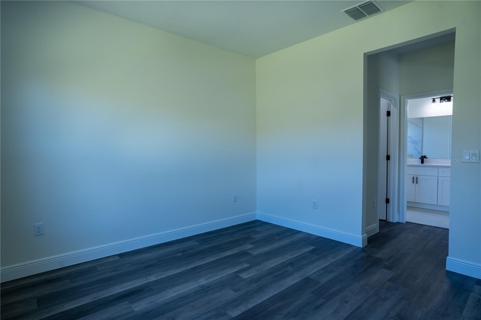 5 FISHER LOOP, OCKLAWAHA, FL, 32179