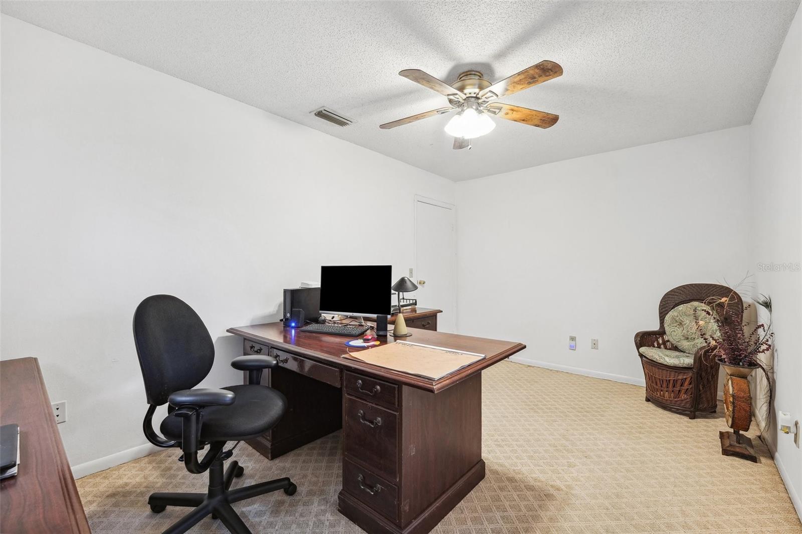 17301 ESTES RD, LUTZ, FL, 33548