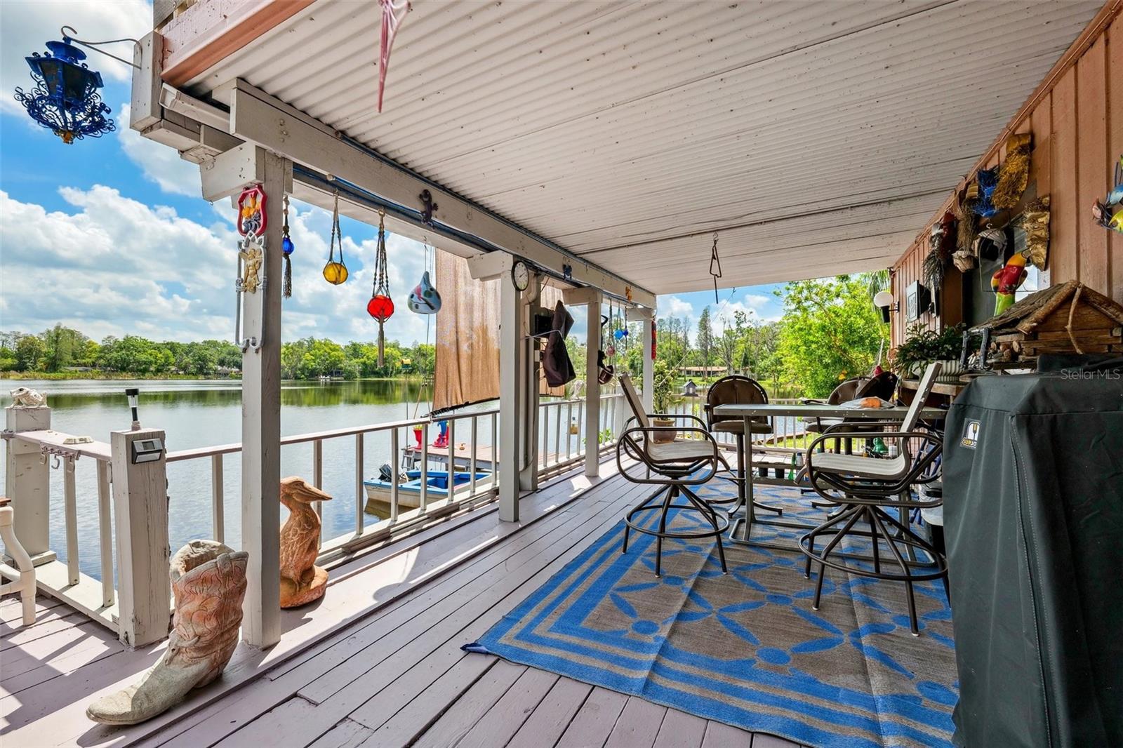 17301 ESTES RD, LUTZ, FL, 33548
