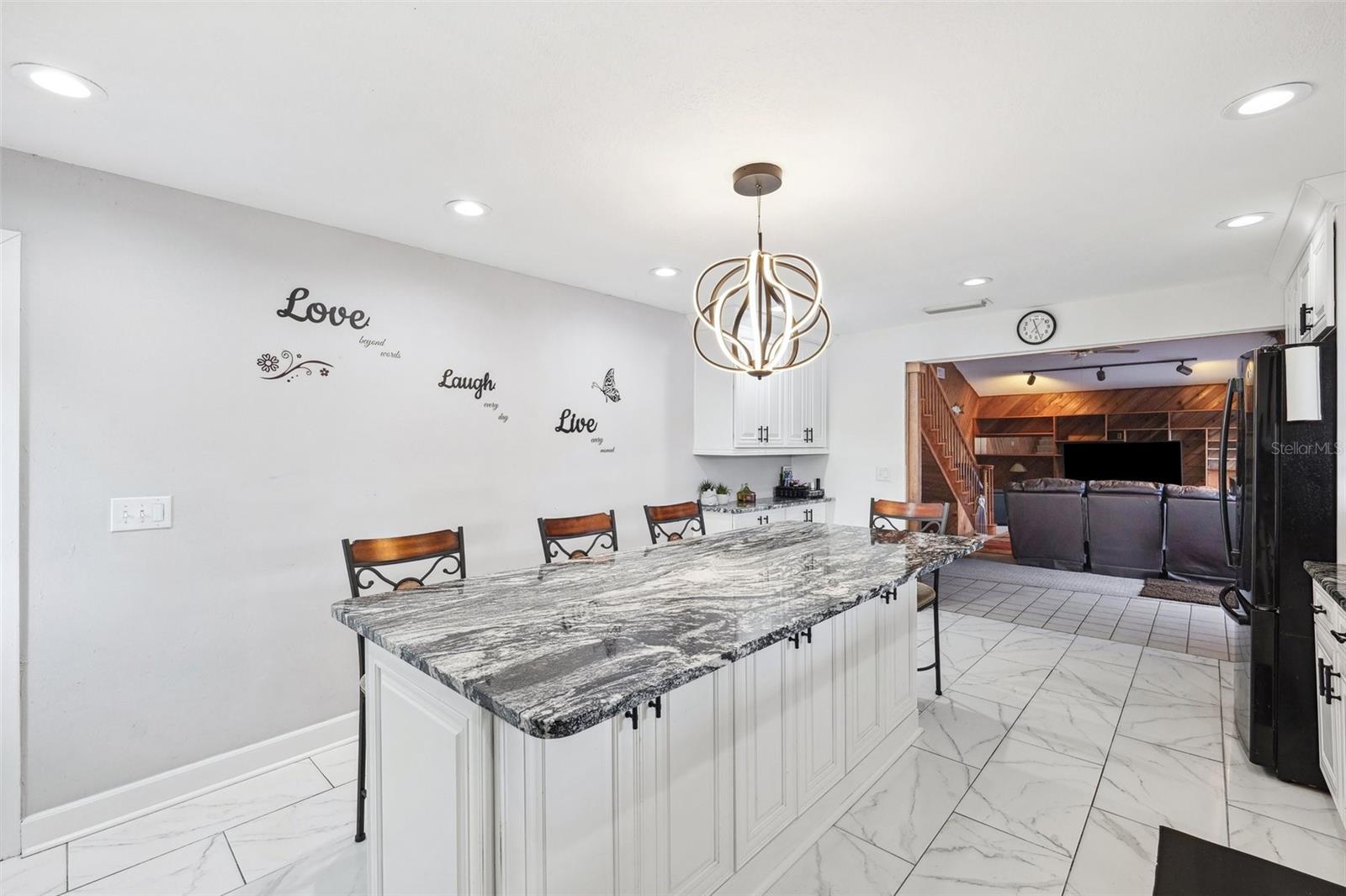 17301 ESTES RD, LUTZ, FL, 33548