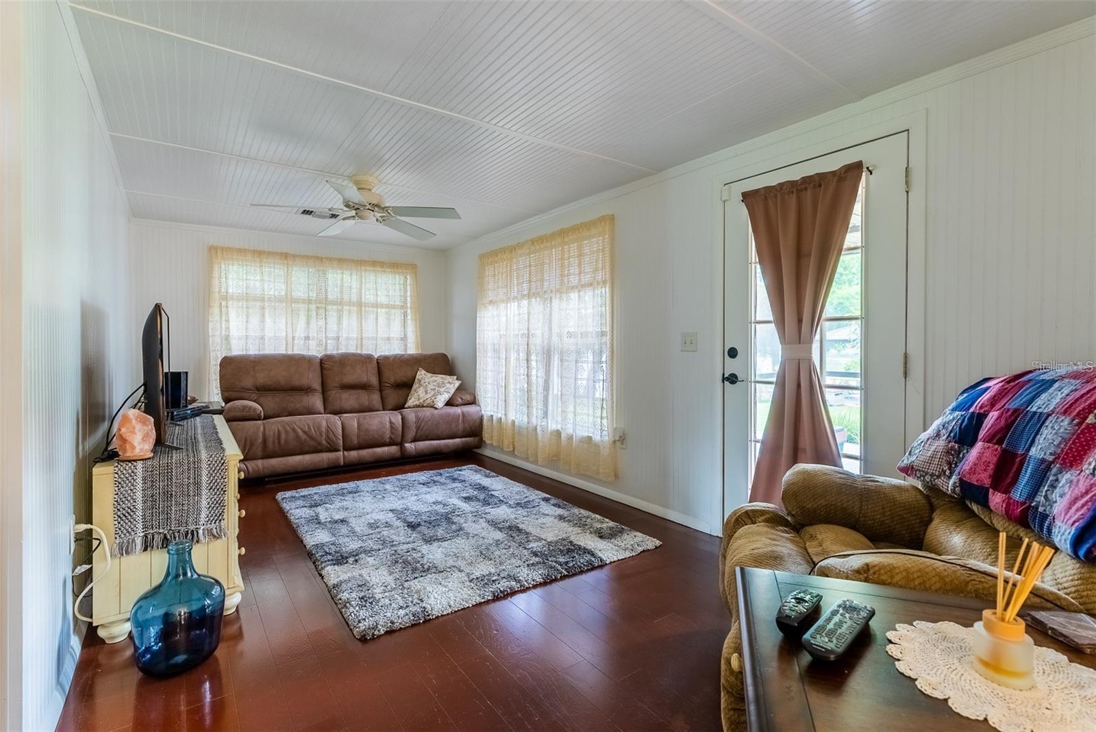 17301 ESTES RD, LUTZ, FL, 33548