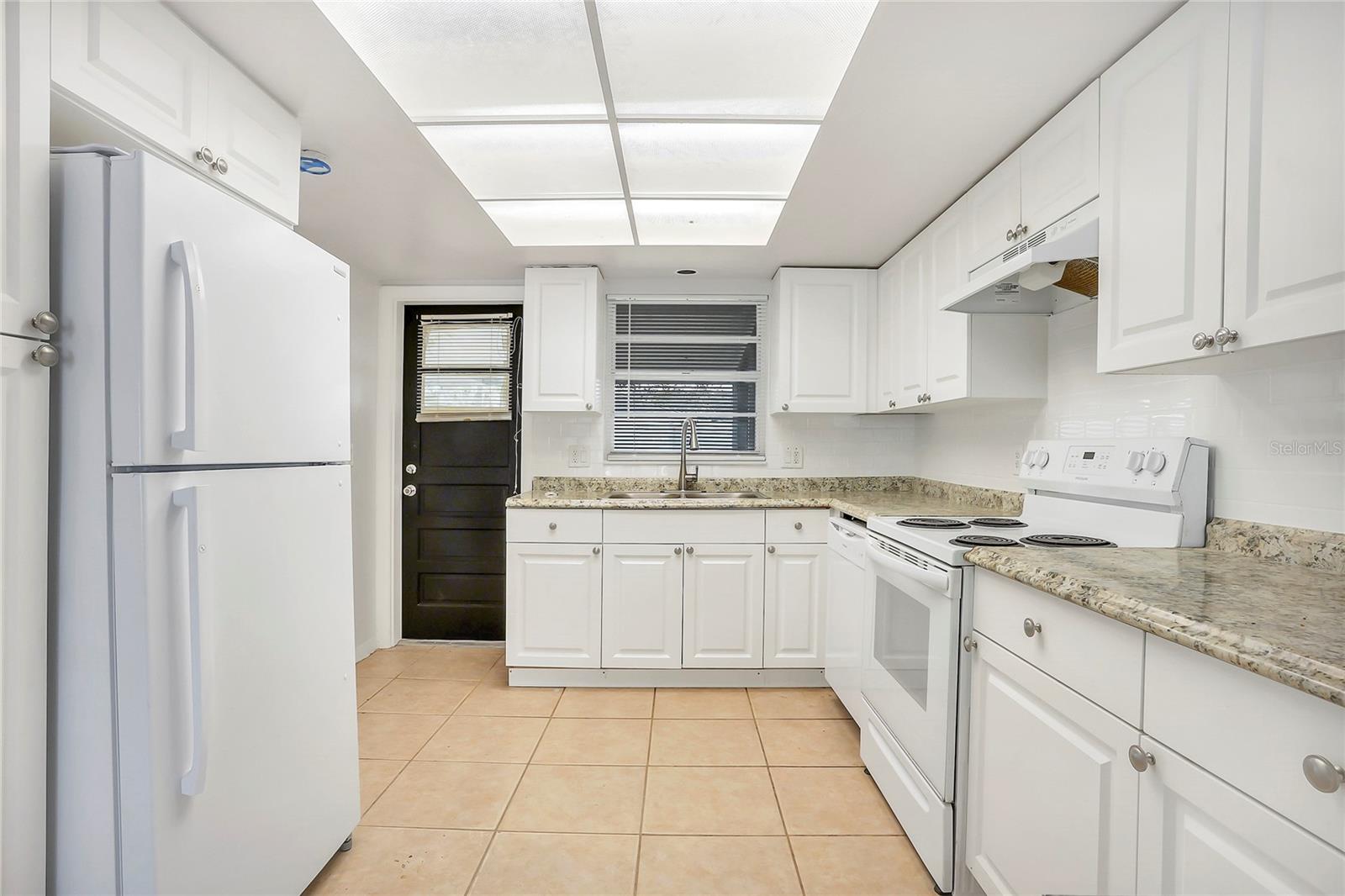 621 ASHBERRY LN, ALTAMONTE SPRINGS, FL, 32714