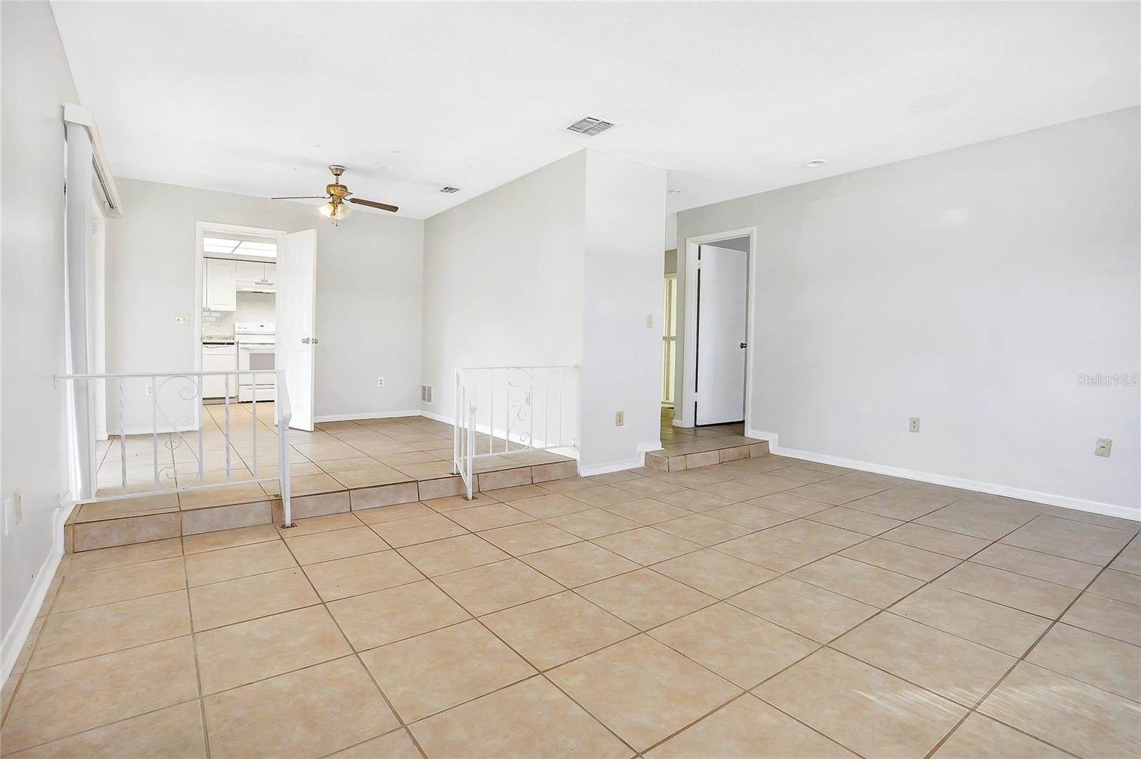 621 ASHBERRY LN, ALTAMONTE SPRINGS, FL, 32714