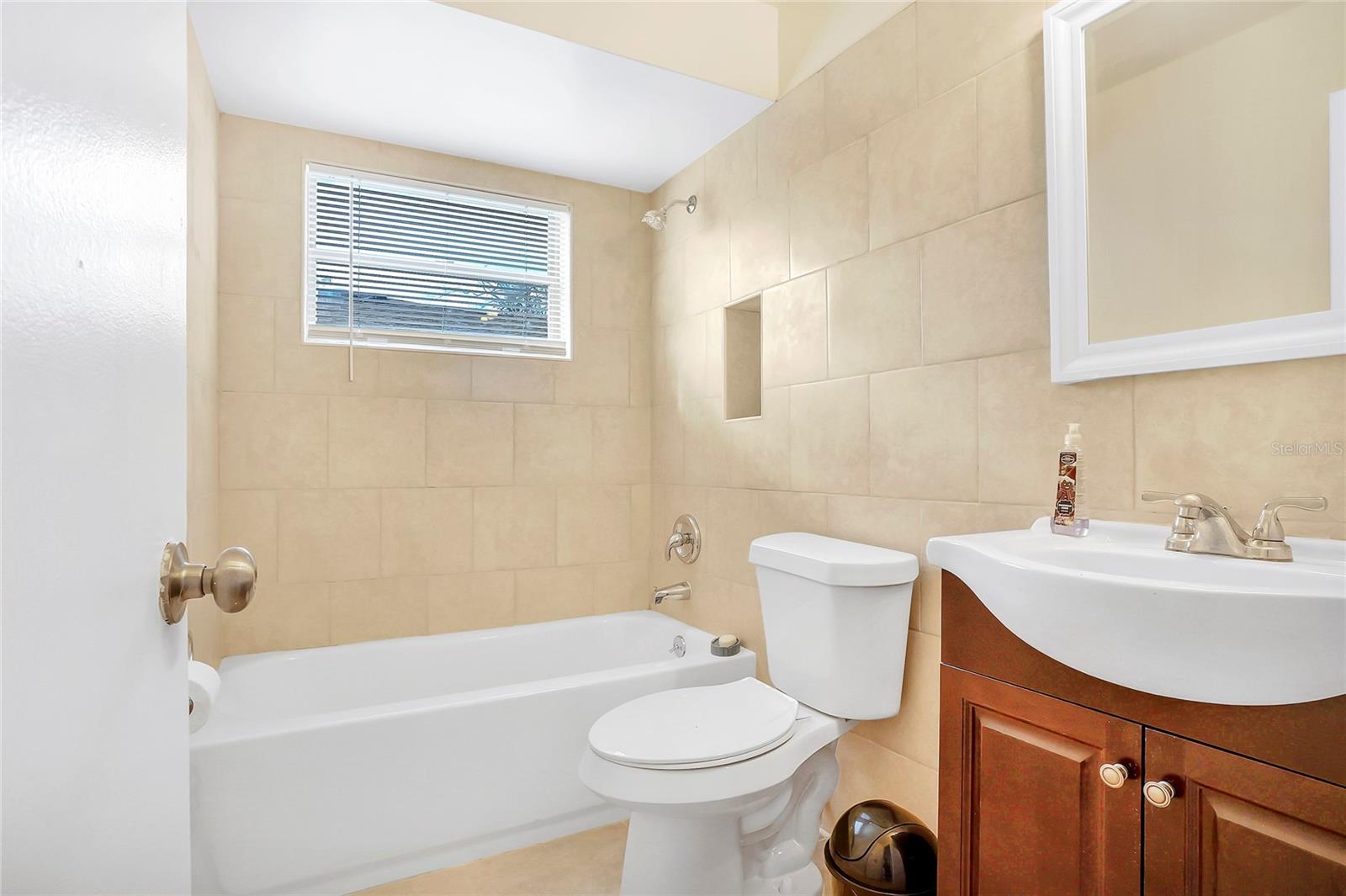 621 ASHBERRY LN, ALTAMONTE SPRINGS, FL, 32714