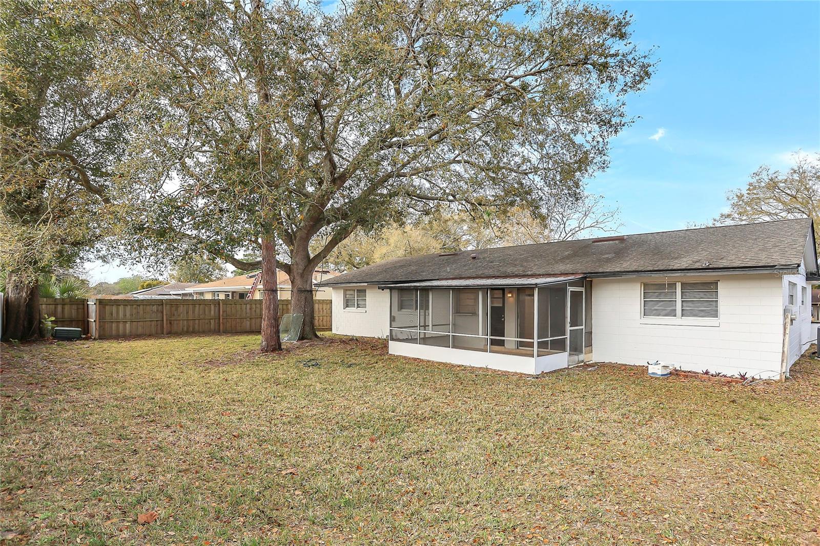 621 ASHBERRY LN, ALTAMONTE SPRINGS, FL, 32714